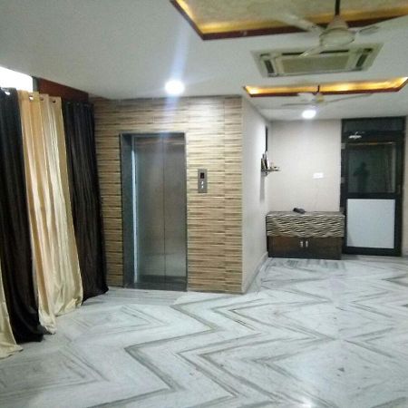 Hotel Shree Pushpak Raigarh Buitenkant foto