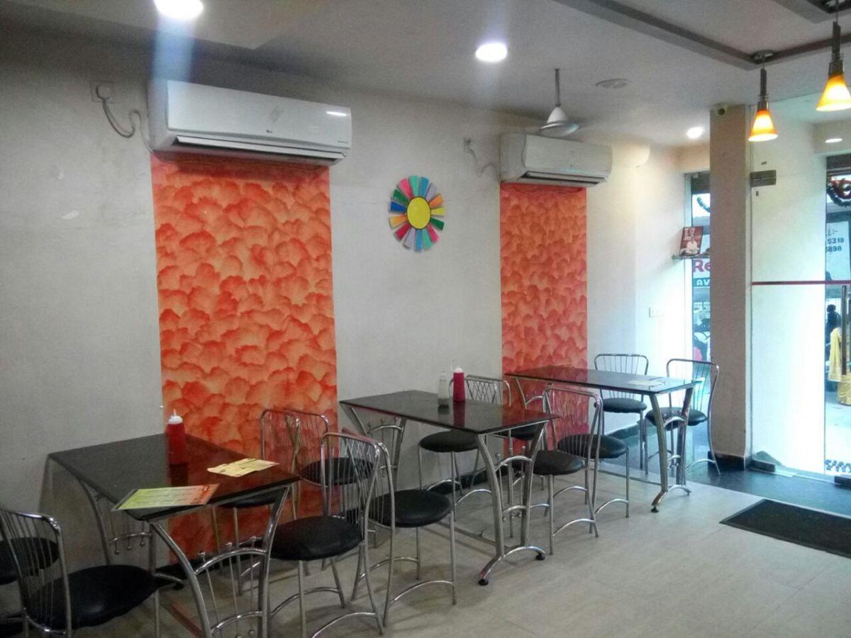 Hotel Shree Pushpak Raigarh Buitenkant foto